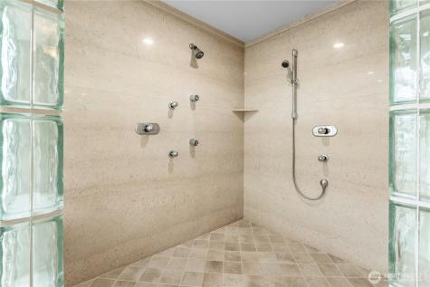 20005 NE 42nd Street Sammamish WA 98074