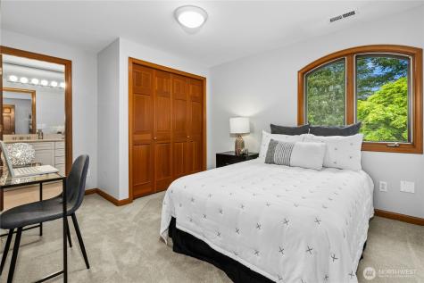 20005 NE 42nd Street Sammamish WA 98074
