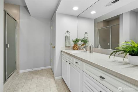 20005 NE 42nd Street Sammamish WA 98074