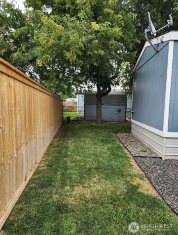 3010 W Peninsula Drive Moses Lake WA 98837