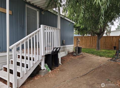 3010 W Peninsula Drive Moses Lake WA 98837