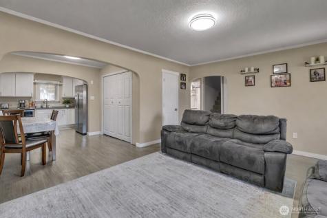 4610 E C Street Tacoma WA 98404