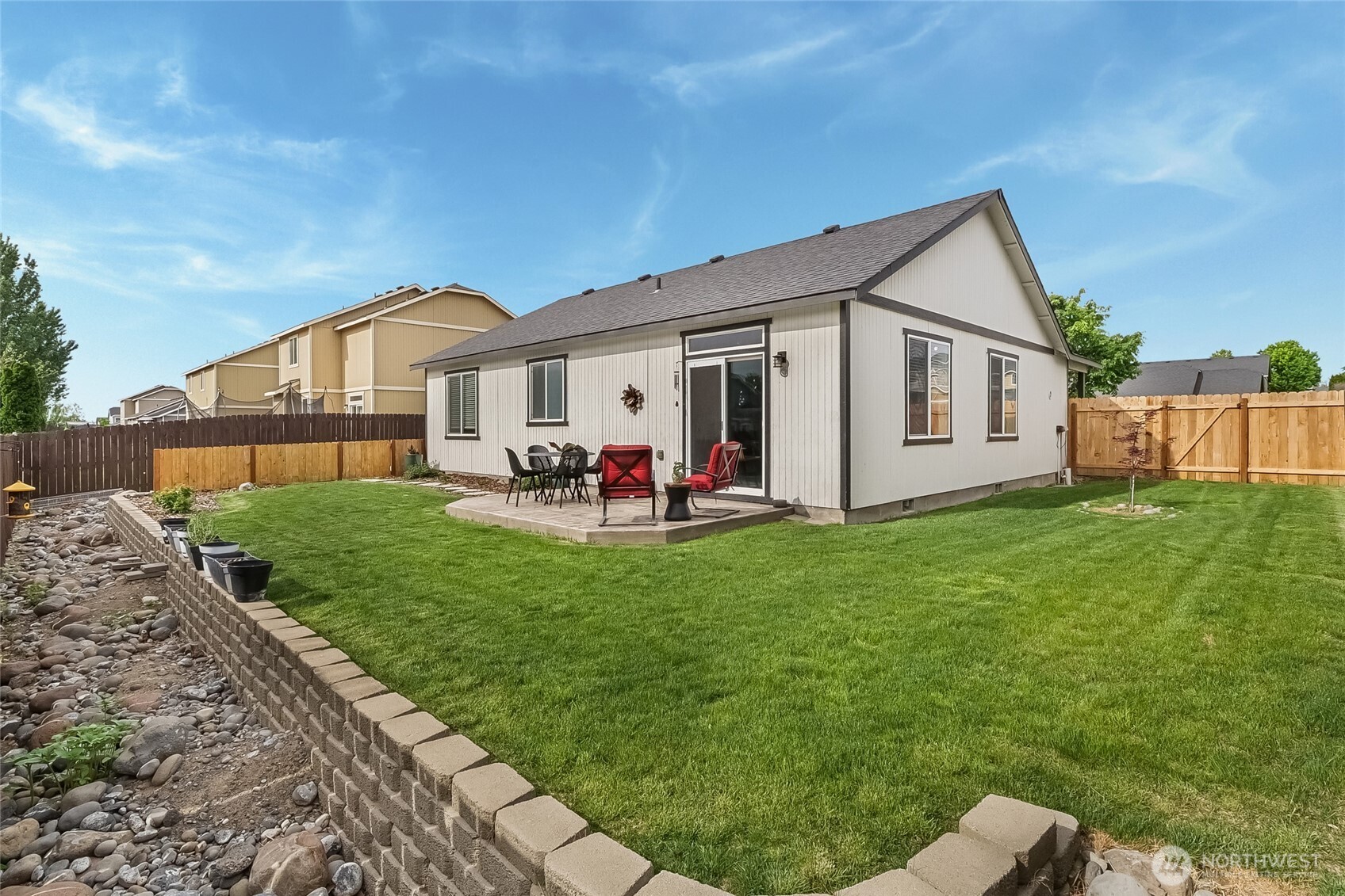 525 N Kentucky Drive Moses Lake WA 98837