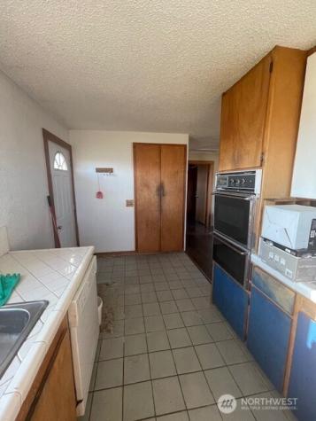 64 Lakeview Way Brewster WA 98812