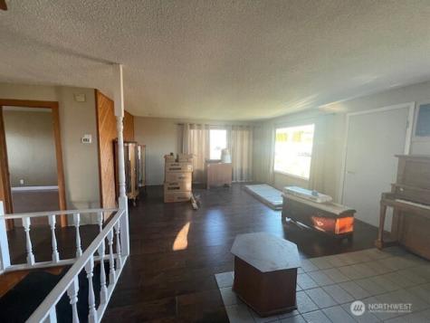 64 Lakeview Way Brewster WA 98812