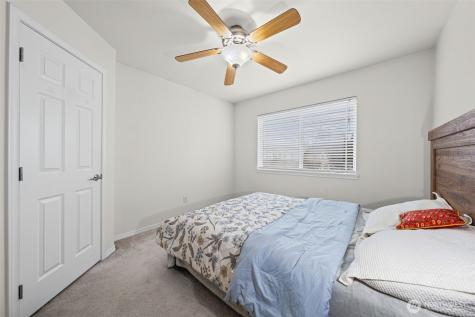 1817 180th Place SW Lynnwood WA 98037