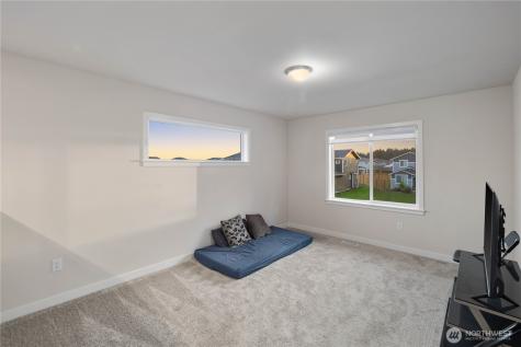 13426 183rd Street E Puyallup WA 98374