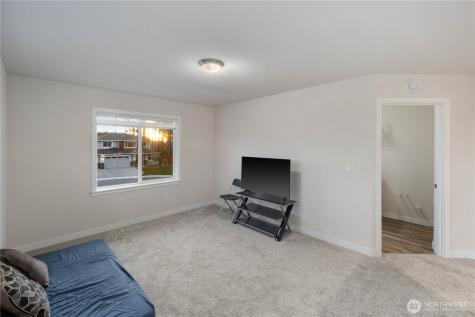 13426 183rd Street E Puyallup WA 98374