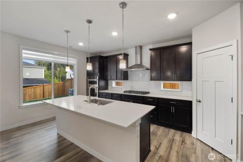 13426 183rd Street E Puyallup WA 98374
