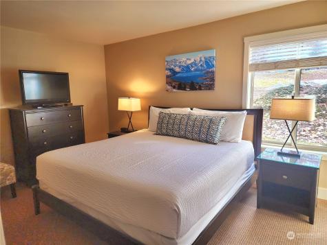 1 Beach 565-p Manson WA 98831