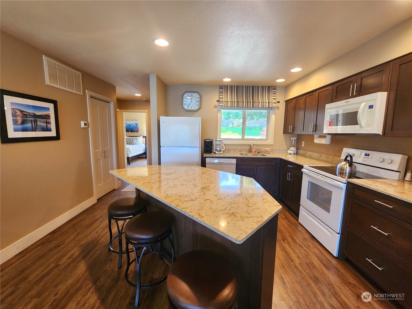 1 Beach 565-p Manson WA 98831