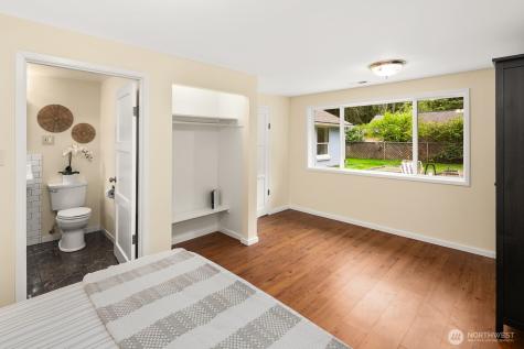 16511 22nd Avenue NE Shoreline WA 98155