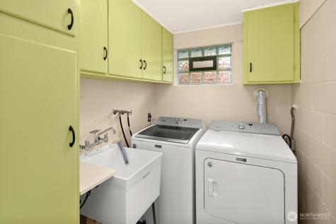 16511 22nd Avenue NE Shoreline WA 98155