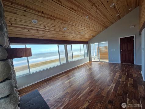2629 W Beach Road Oak Harbor WA 98277
