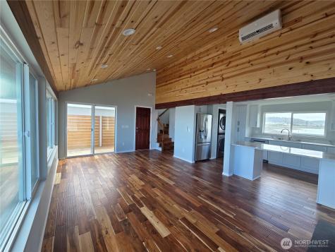 2629 W Beach Road Oak Harbor WA 98277