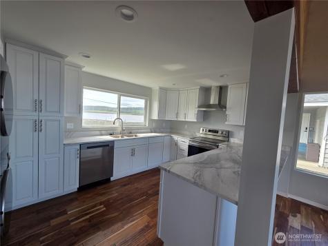 2629 W Beach Road Oak Harbor WA 98277