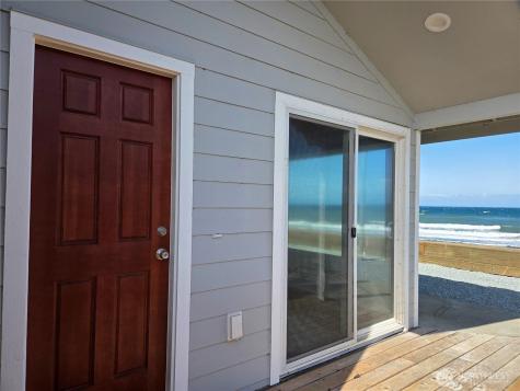 2629 W Beach Road Oak Harbor WA 98277