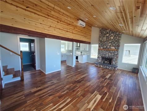 2629 W Beach Road Oak Harbor WA 98277