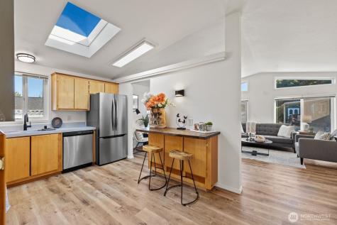 23825 15th Avenue SE Bothell WA 98021