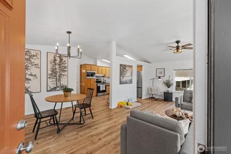 23825 15th Avenue SE Bothell WA 98021