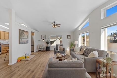 23825 15th Avenue SE Bothell WA 98021