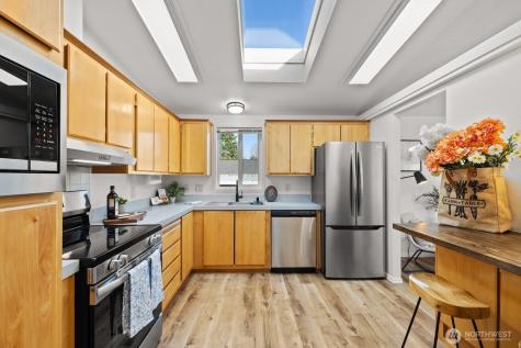 23825 15th Avenue SE Bothell WA 98021