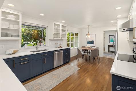 8320 SE 62nd Street Mercer Island WA 98040