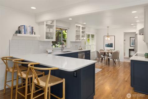 8320 SE 62nd Street Mercer Island WA 98040