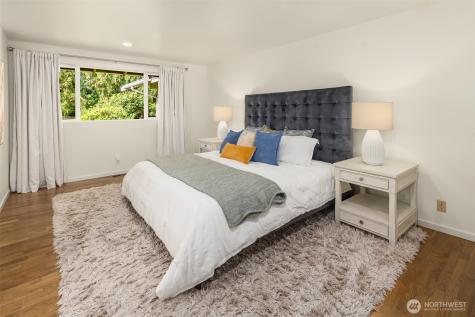 8320 SE 62nd Street Mercer Island WA 98040