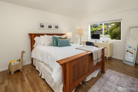 8320 SE 62nd Street Mercer Island WA 98040