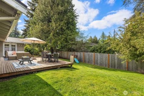 8320 SE 62nd Street Mercer Island WA 98040