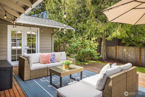 8320 SE 62nd Street Mercer Island WA 98040