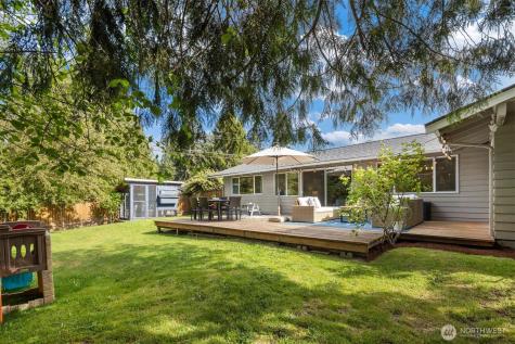 8320 SE 62nd Street Mercer Island WA 98040