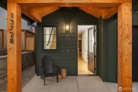 13728 101st Street Kirkland WA 98033