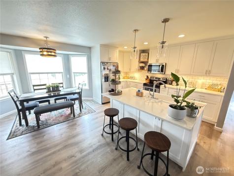 711 Locust Street Omak WA 98841