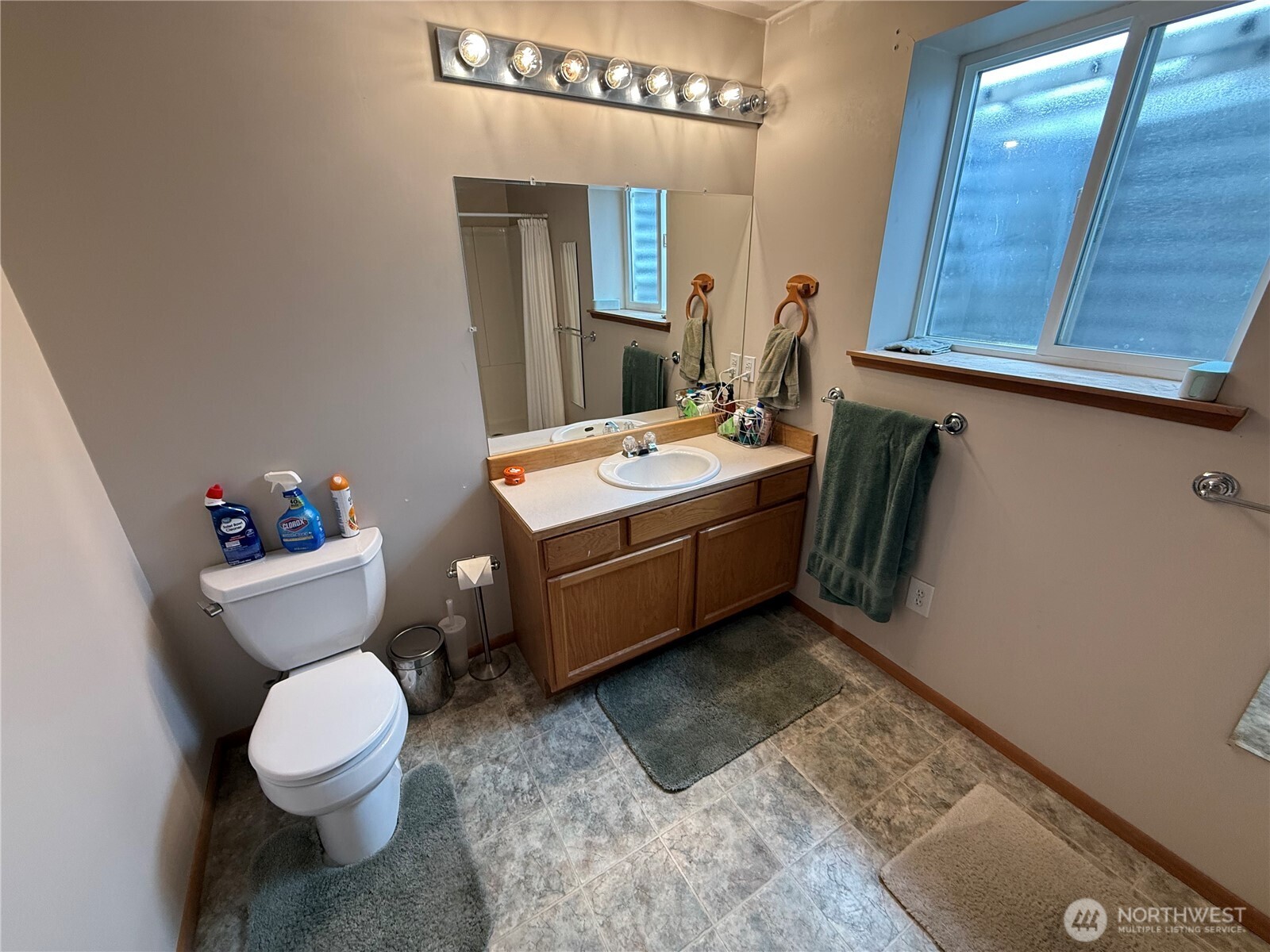 711 Locust Street Omak WA 98841