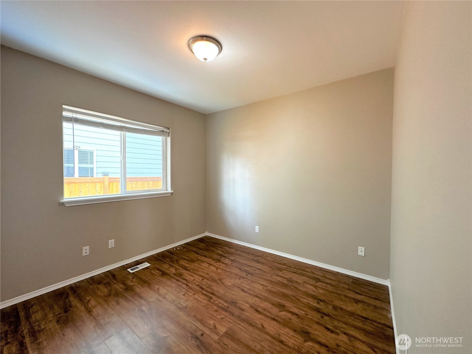 20431 SE 261st Place Covington WA 98042