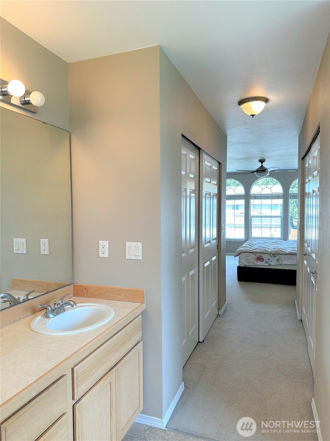 20431 SE 261st Place Covington WA 98042