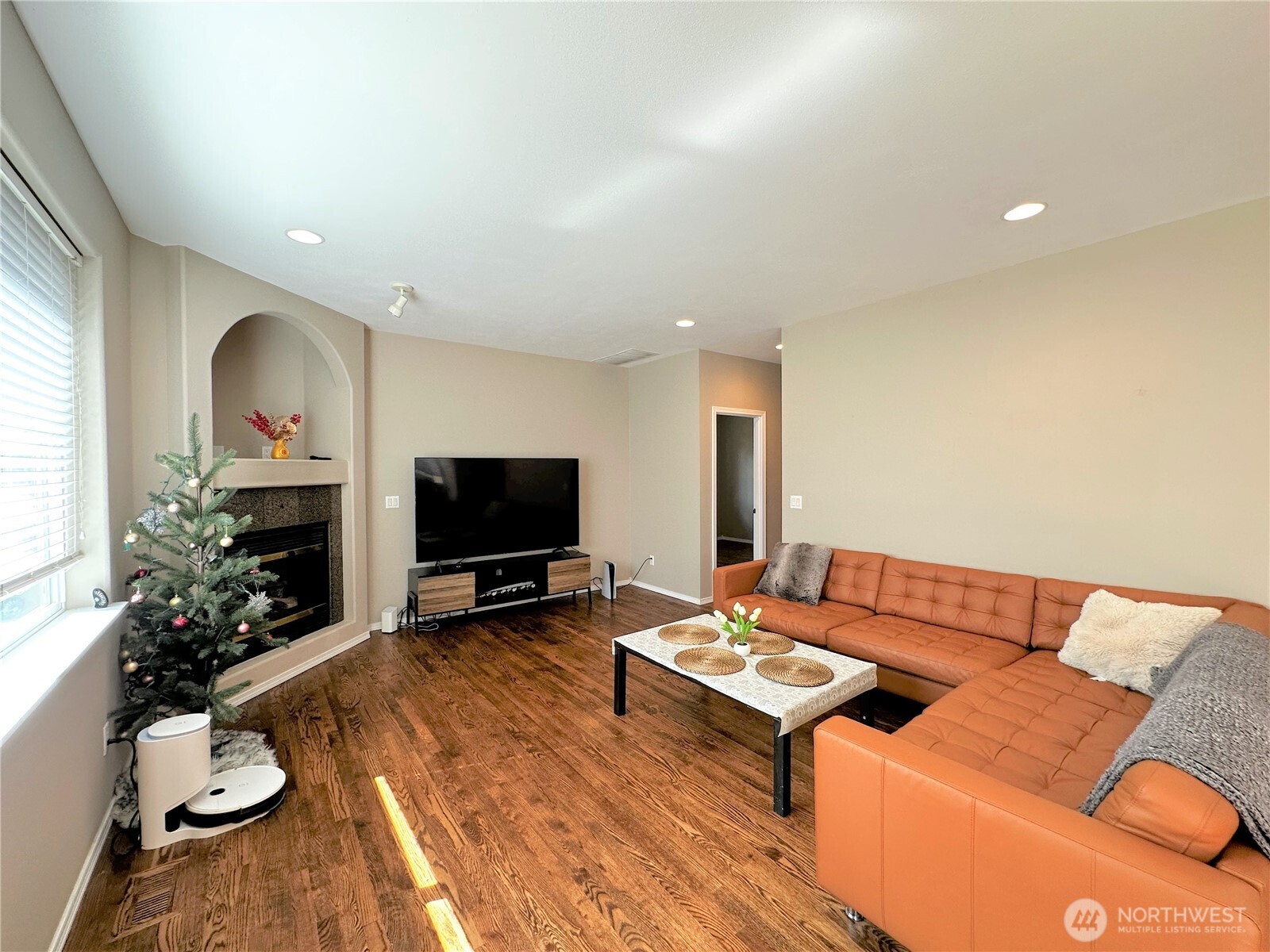 20431 SE 261st Place Covington WA 98042