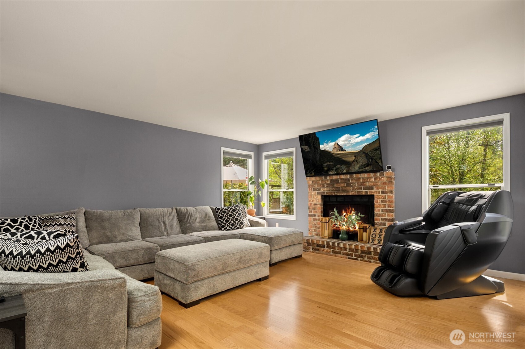 32857 8th Court SW Federal Way WA 98023