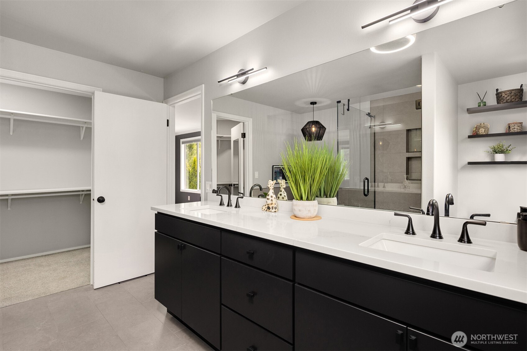 32857 8th Court SW Federal Way WA 98023