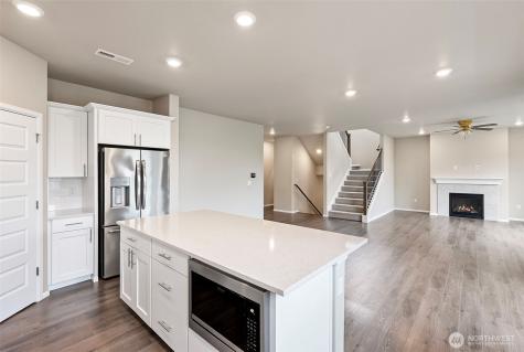 10432 Treasure Drive NW Silverdale WA 98383