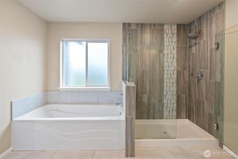 10432 Treasure Drive NW Silverdale WA 98383