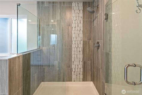 10432 Treasure Drive NW Silverdale WA 98383