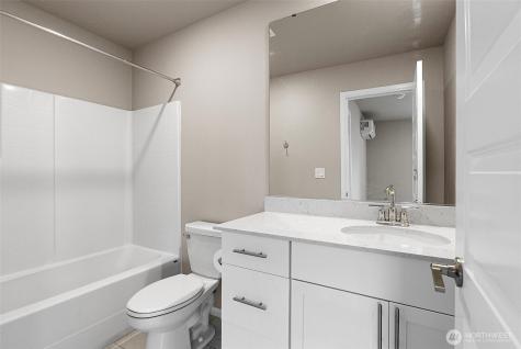 10432 Treasure Drive NW Silverdale WA 98383