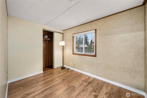 9314 Canyon Road E Puyallup WA 98371