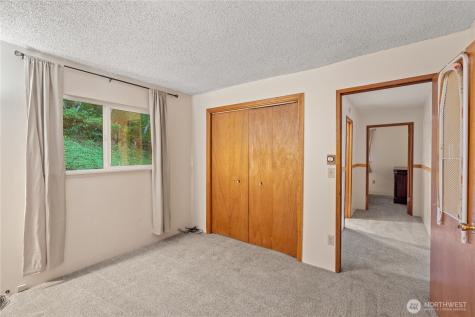 467 E Mommsen Street Mccleary WA 98557