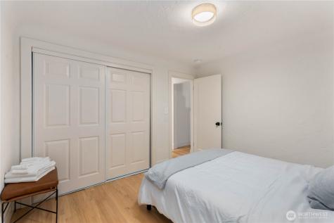 8731 13th Avenue NW Seattle WA 98117