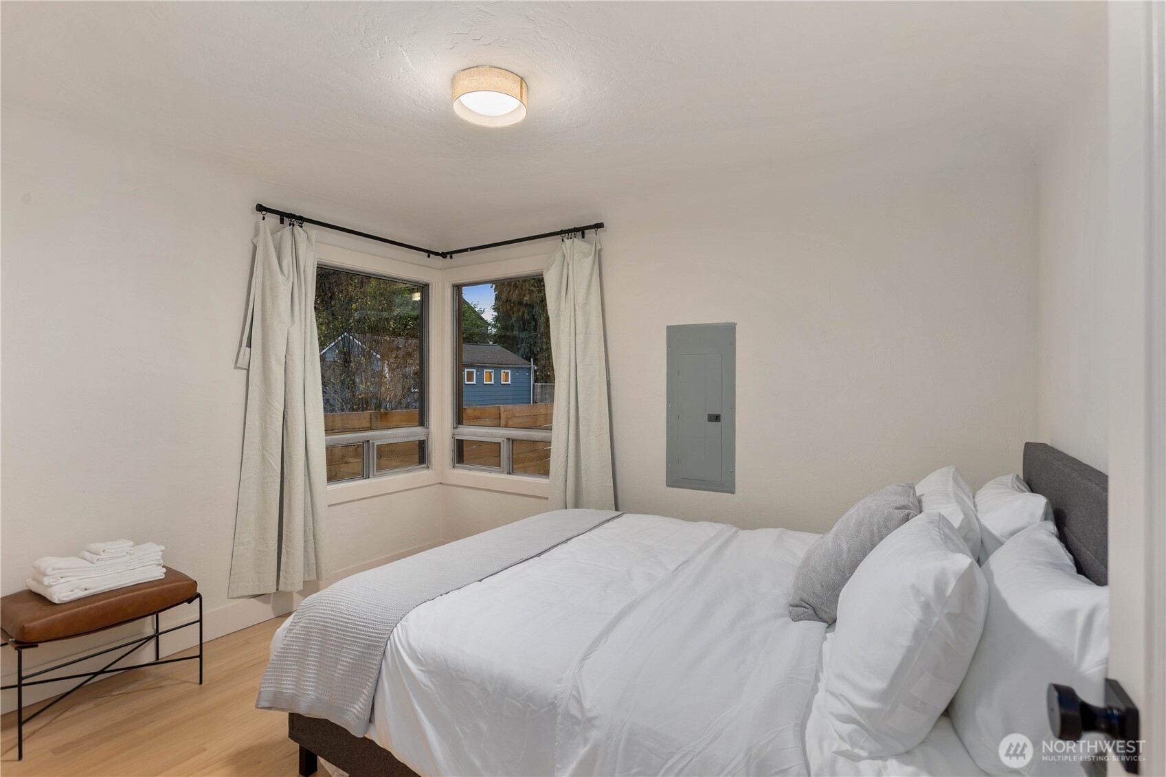 8731 13th Avenue NW Seattle WA 98117