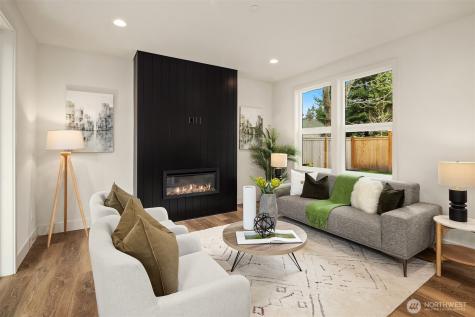 817 18th Avenue W Kirkland WA 98033